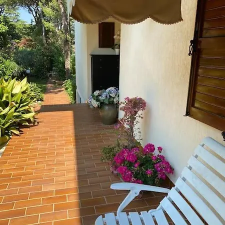 Casa Paola Exclusive Seafront 240 Smq, Garden 600 Sqm Villa