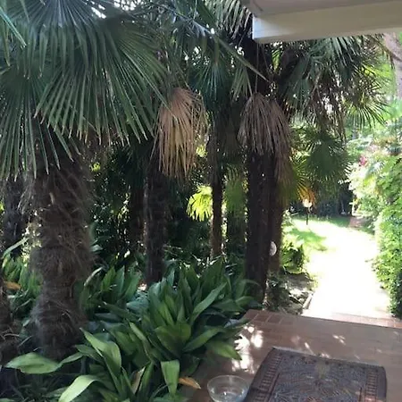 Casa Paola Exclusive Seafront 240 Smq, Garden 600 Sqm