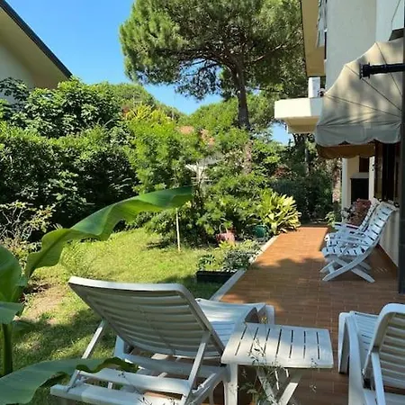 Villa Casa Paola Exclusive Seafront 240 Smq, Garden 600 Sqm *