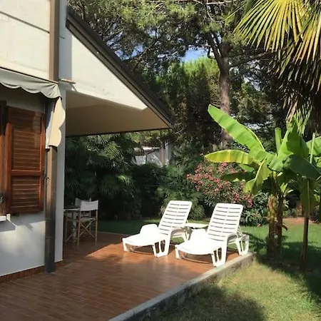 Casa Paola Exclusive Seafront 240 Smq, Garden 600 Sqm